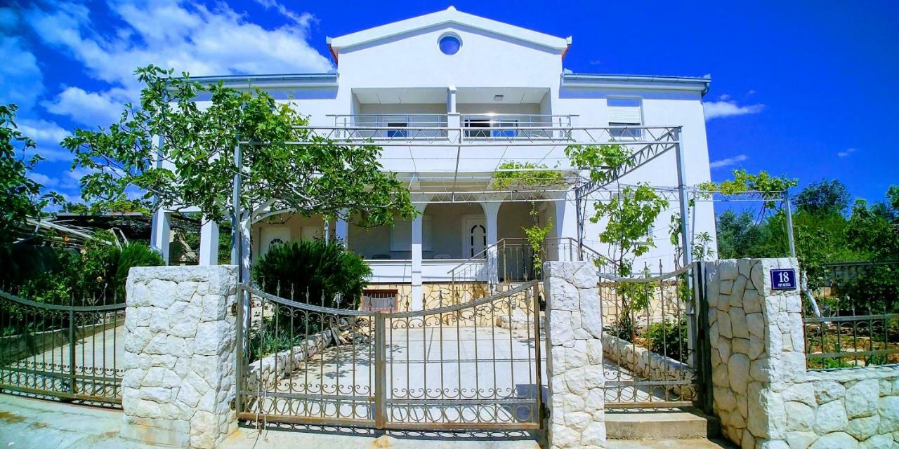 Apartman Dineva Apartment Trogir Exterior photo